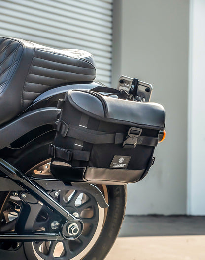 10L - Incognito Quick Mount Small Solo Alforja (Left Only) para Harley Softail Low Rider ST FXLRST