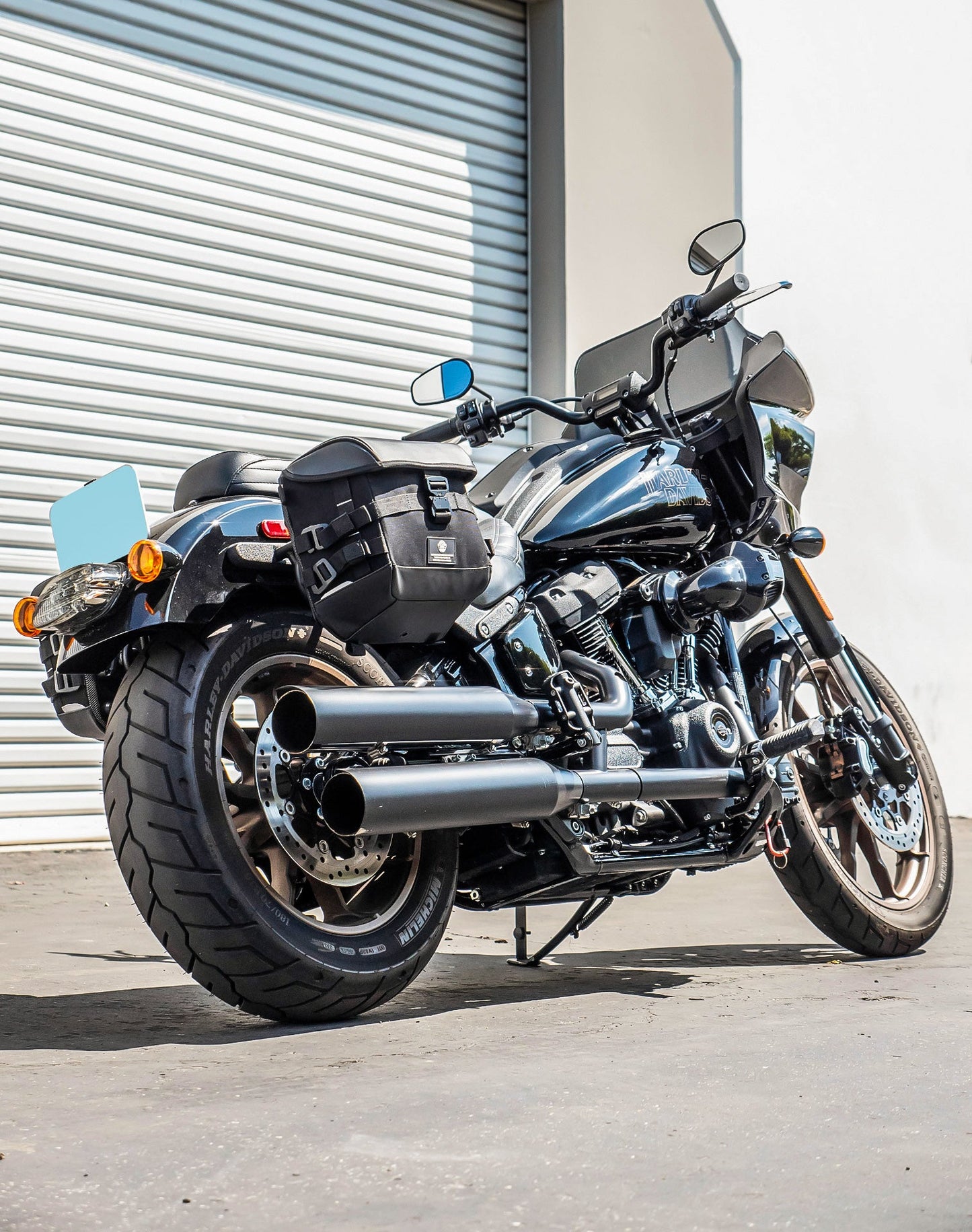 10L - Incognito Quick Mount Small Solo Alforja (Right Only) para Harley Softail Low Rider ST FXLRST