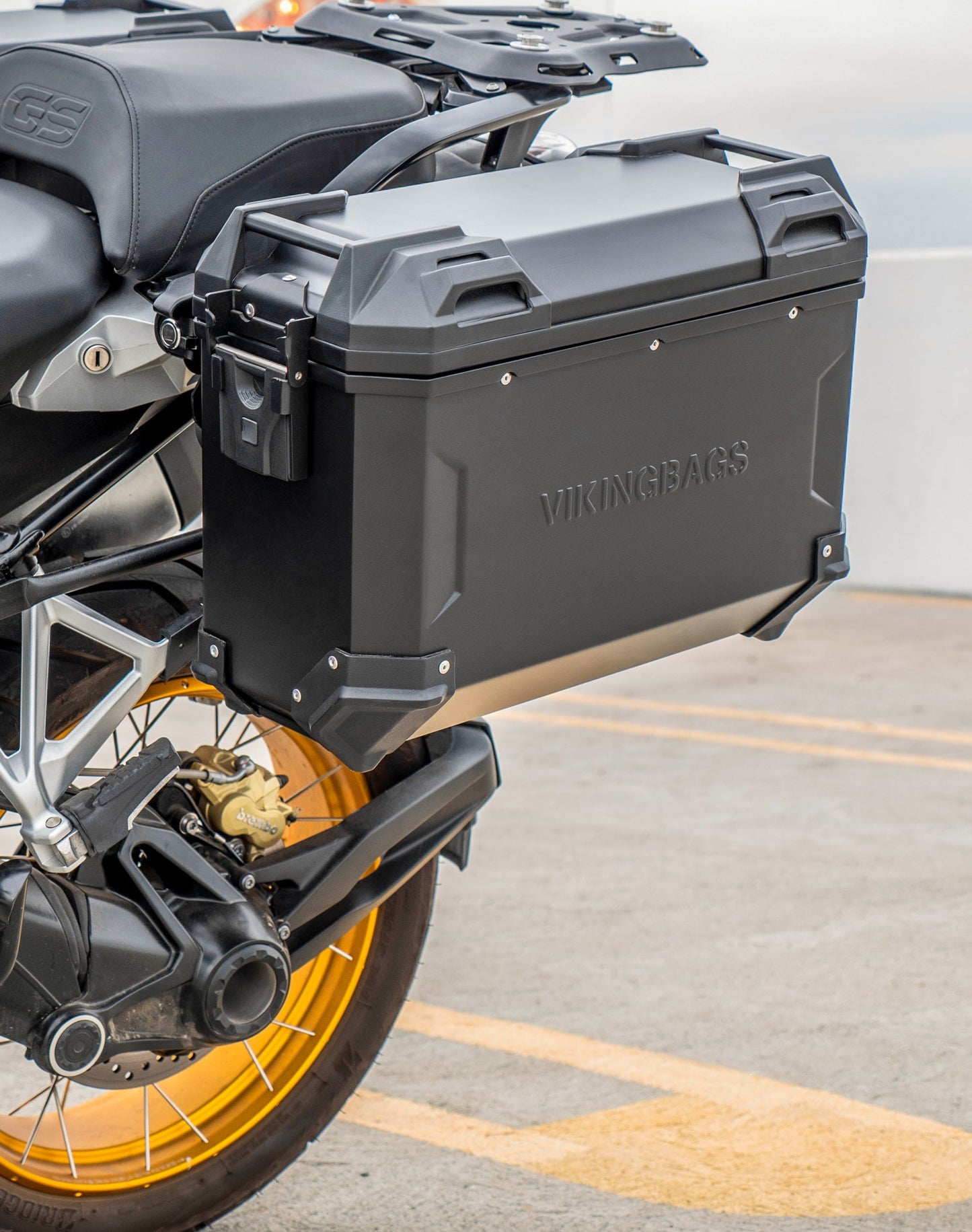 45L - Apex XL BMW R 1250 GS Aluminum Side Cases Black