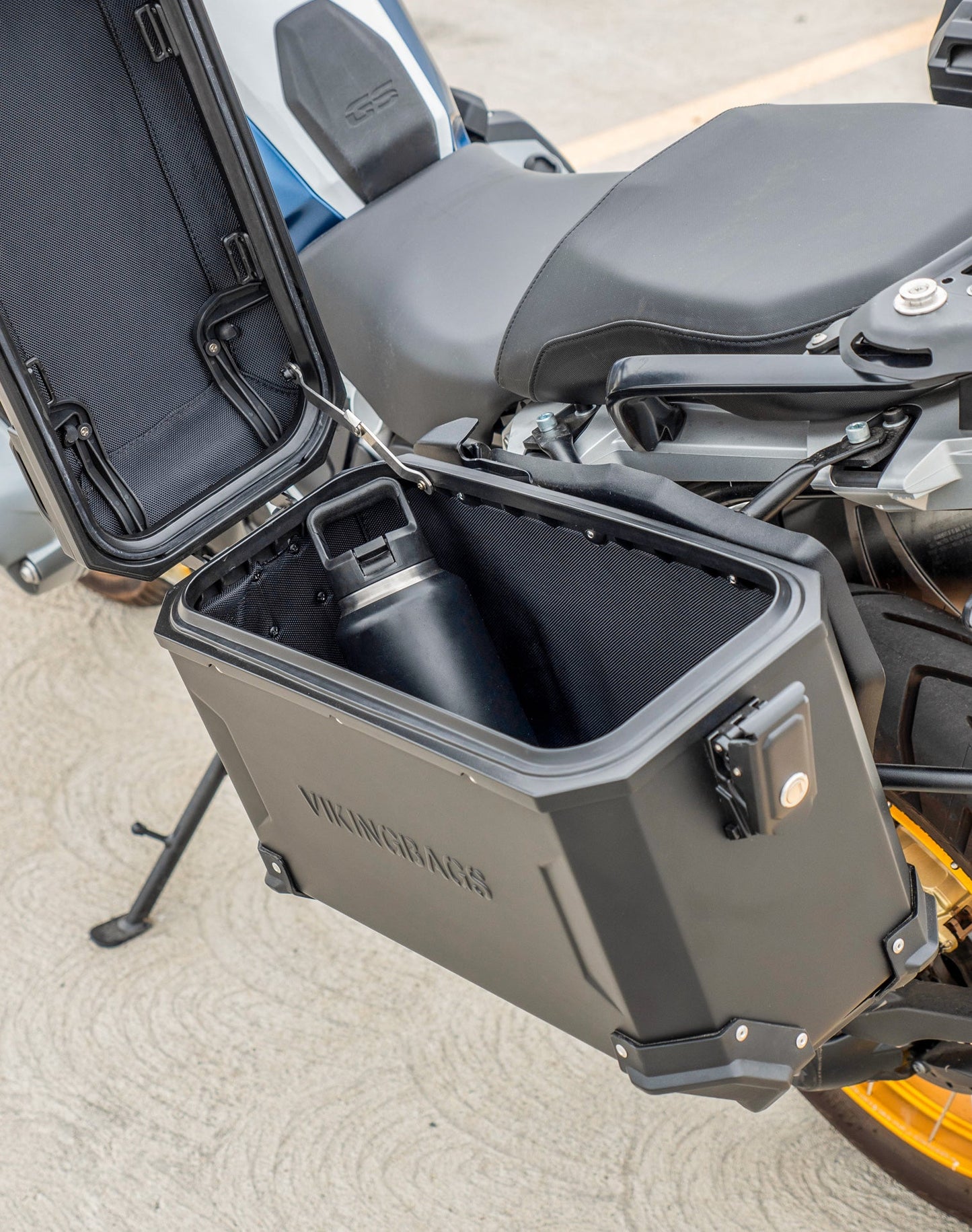 45L - Apex XL BMW R 1250 GS Aluminum Side Cases Black