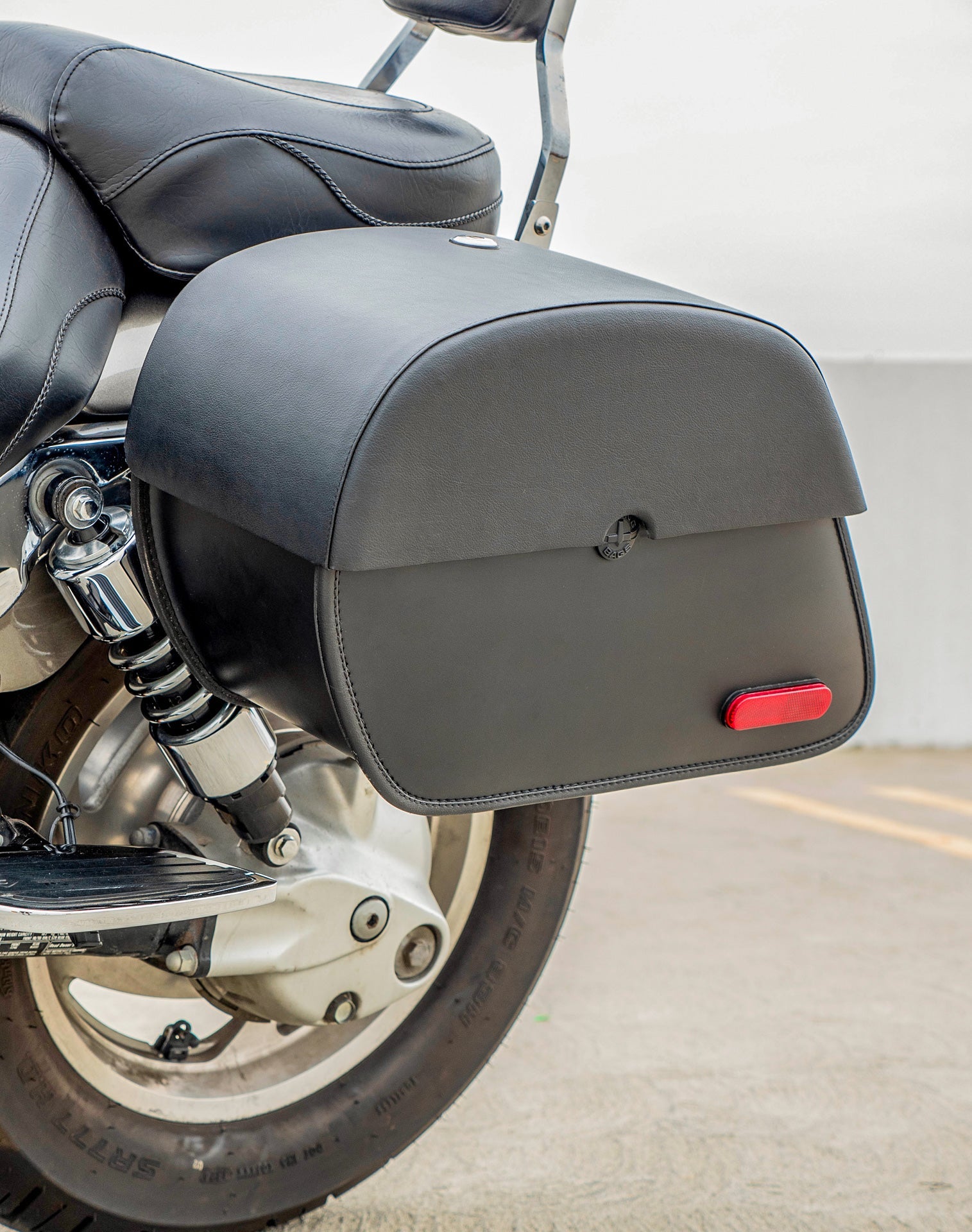 28L - Panzer Medium Hard Mount Honda VTX 1800 F Motocicleta Alforjas
