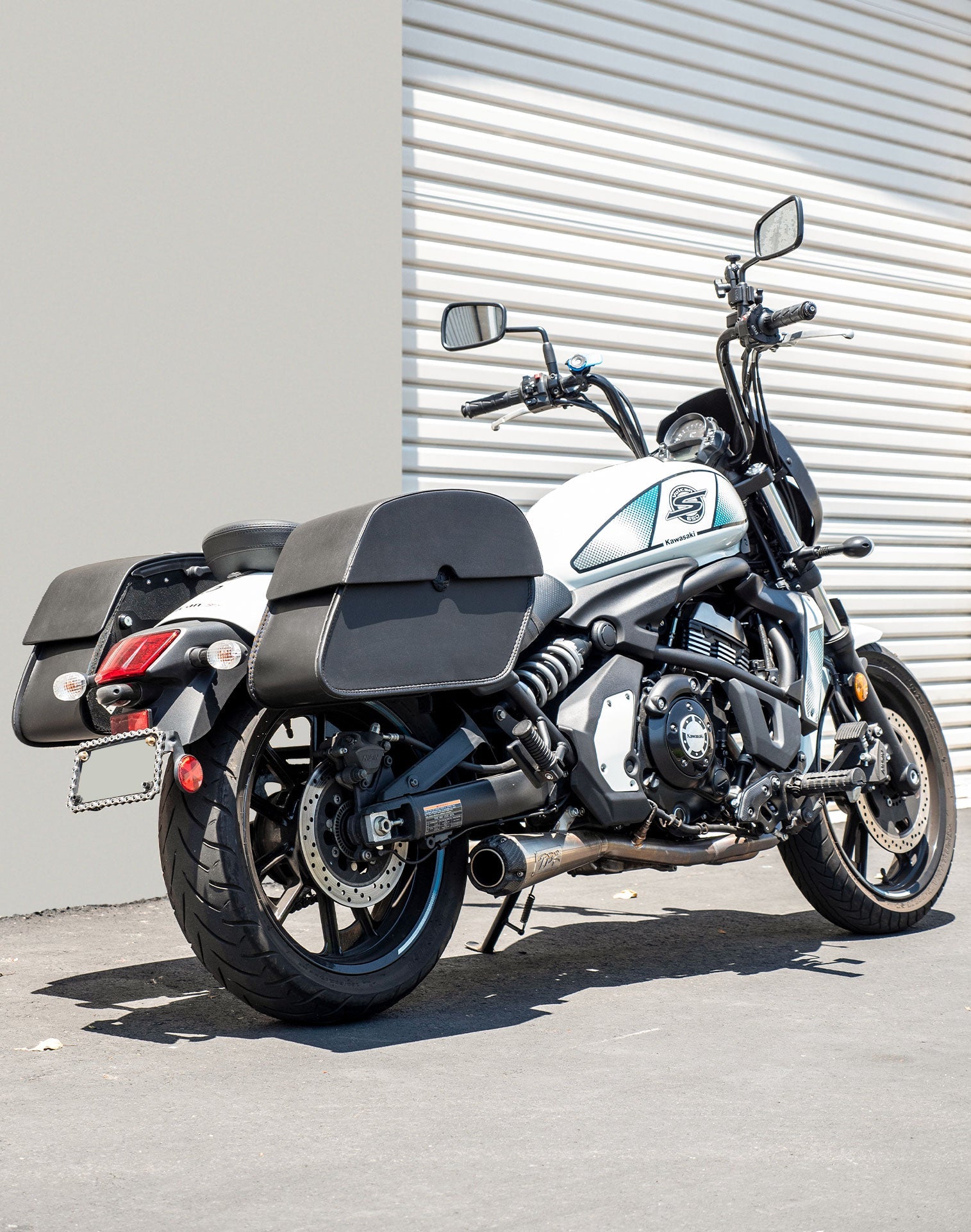 28L - Panzer Medium Hard Mount Kawasaki Vulcan S VN650 Motocicleta Alforjas