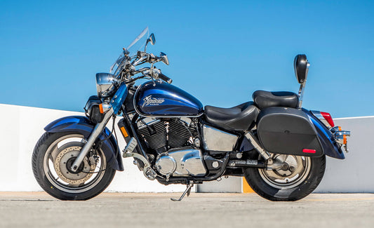 28L - Panzer Medium Hard Mount Honda Shadow 1100 Sabre Leather Motocicleta Alforjas