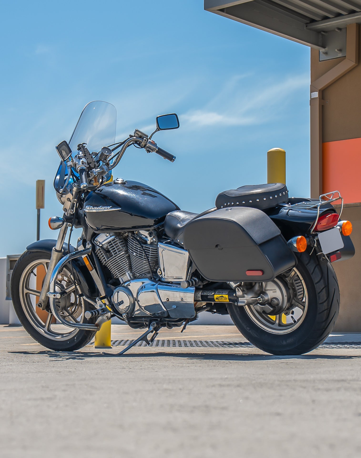 28L - Panzer Medium Hard Mount Honda Shadow 1100 Spirit Leather Motocicleta Alforjas