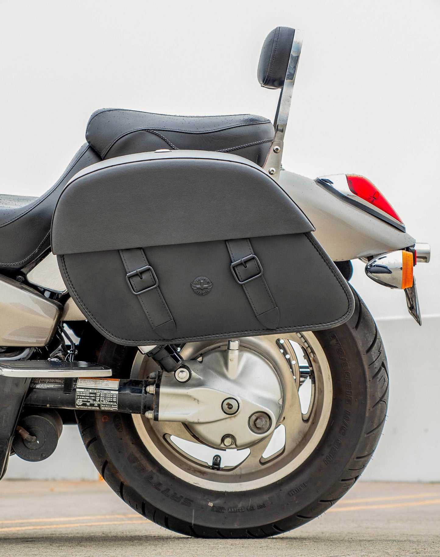 28L - Baelor Medium Hard Mount Honda VTX 1300 C Motocicleta Alforjas