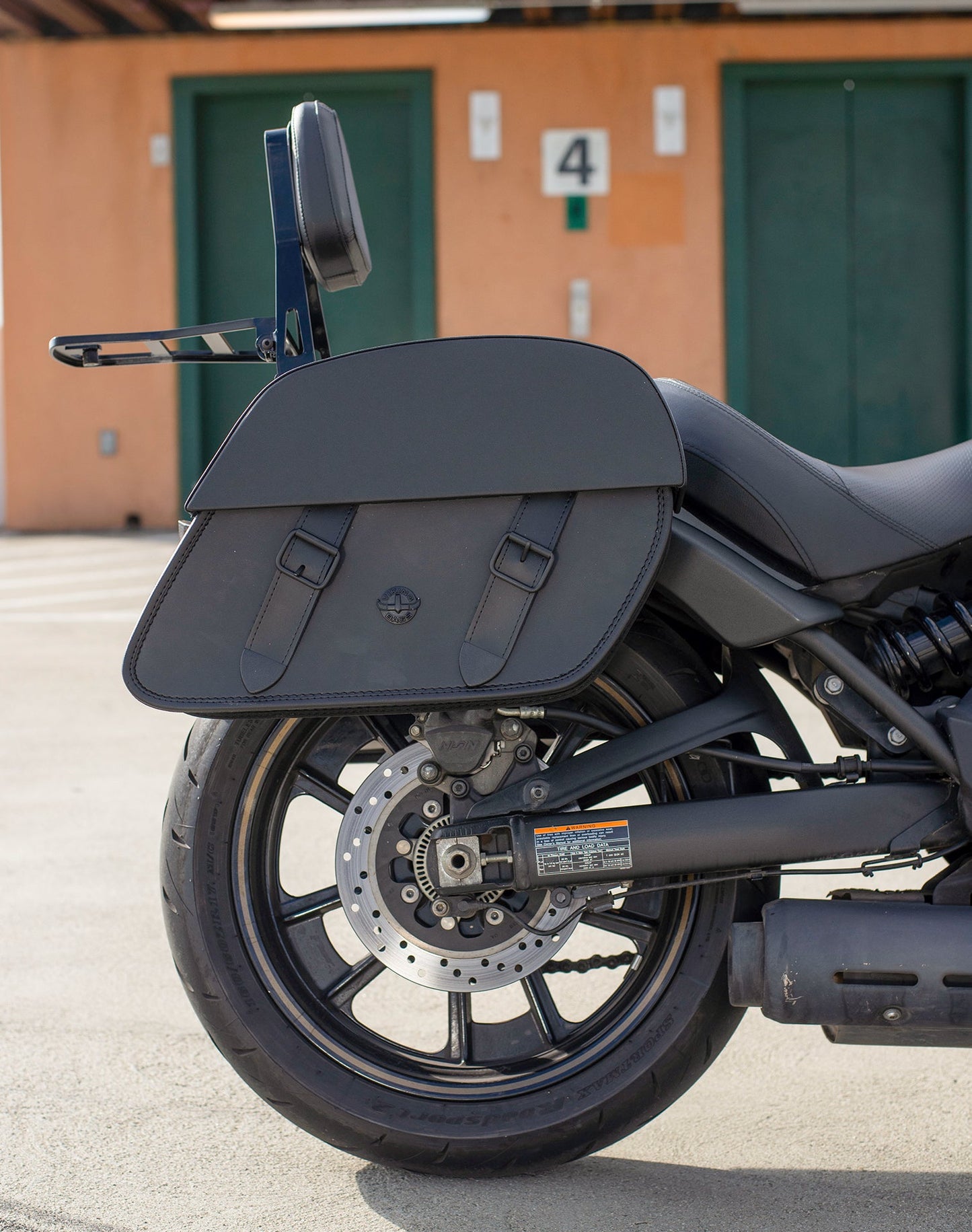 28L - Baelor Medium Hard Mount Kawasaki Vulcan S VN650 Motocicleta Alforjas