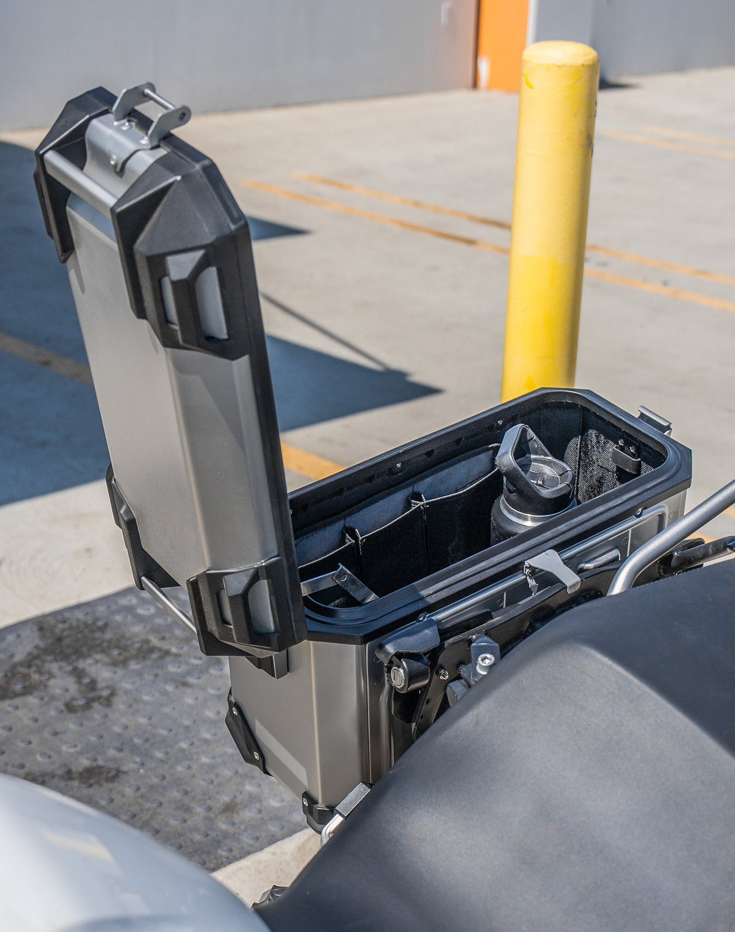 45L - Apex XL BMW F 750 GS Aluminum Side Cases Silver