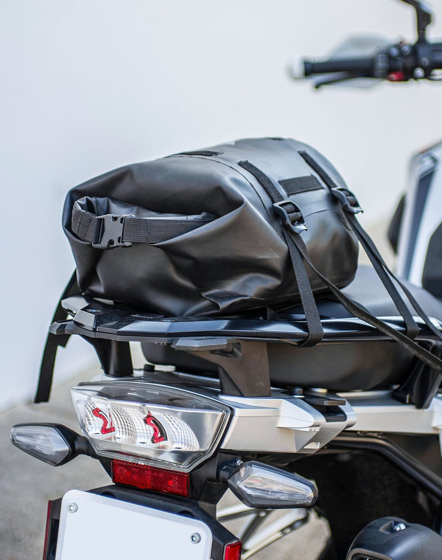 8L - Mochila Odyssey BMW Adventure Touring