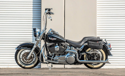 18L - Patriot Medium Motocicleta Throw Over Alforjas para Harley Softail Deluxe FLSTN/I