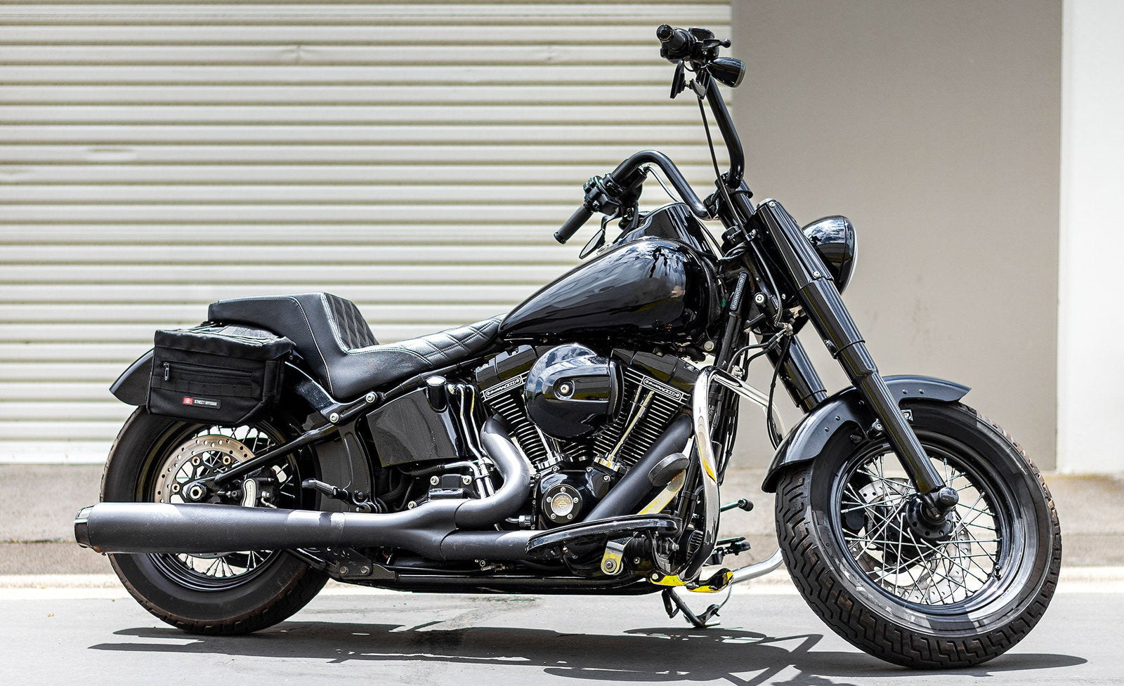 10L - Patriot Small Motocicleta Throw Over Alforjas para Harley Softail Slim FLS