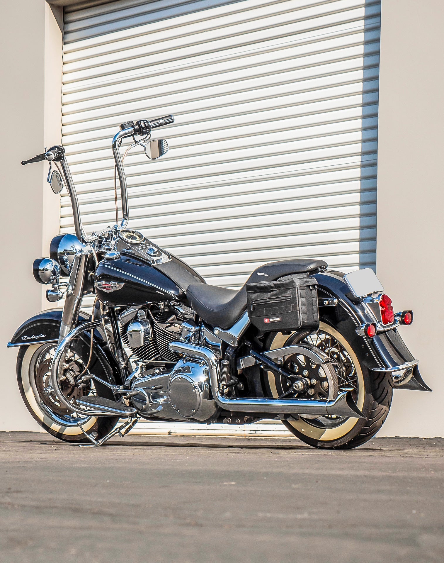 10L - Patriot Small Motocicleta Throw Over Alforjas para Harley Softail Deluxe FLSTN/I