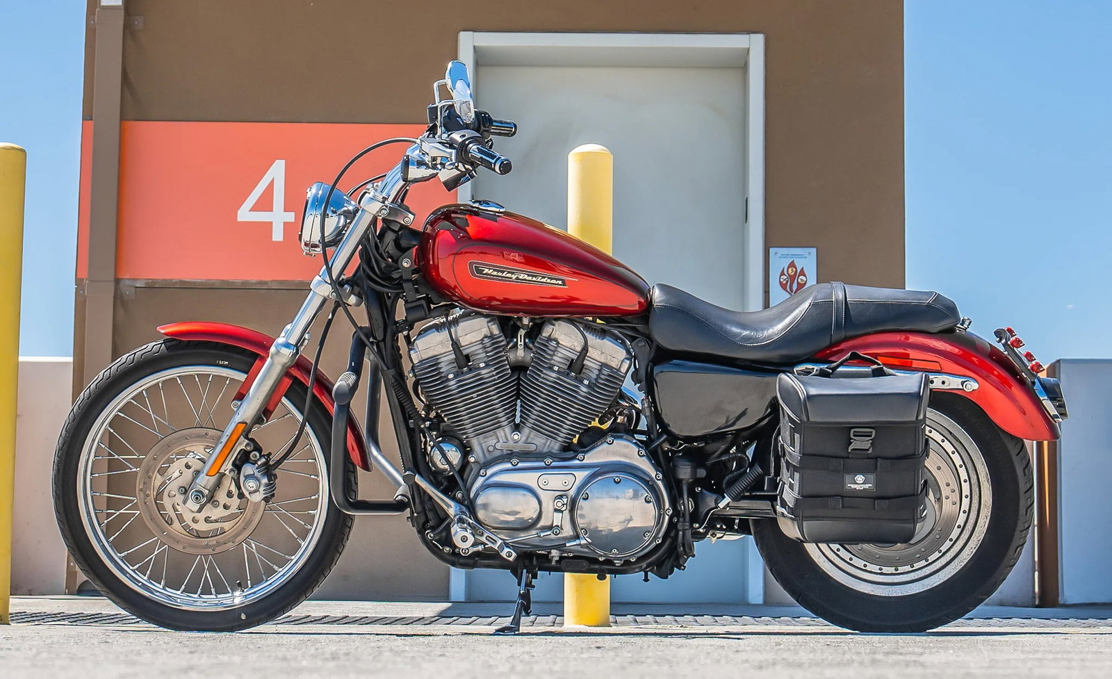 15L - Incognito Quick Mount Medium Solo Motocicleta Alforja (Left Only) para Harley Sportster 883 Custom XL883C/XLH883C