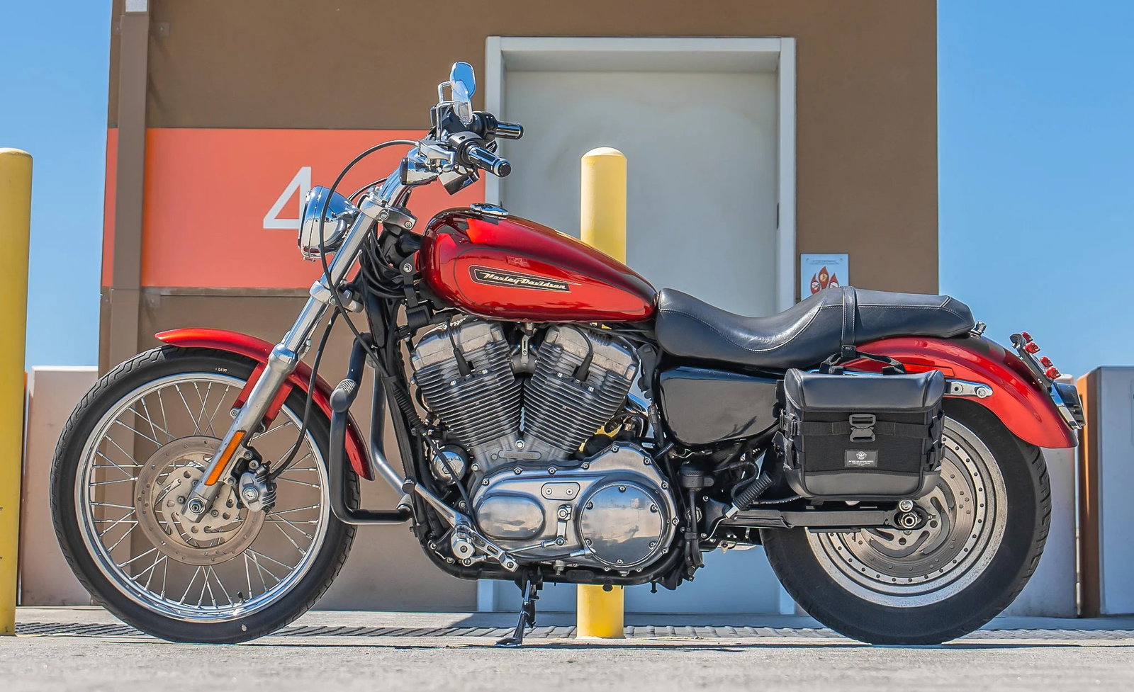 10L - Incognito Quick Mount Small Solo Motocicleta Alforja (Left Only) para Harley Sportster 883 Custom XL883C/XLH883C