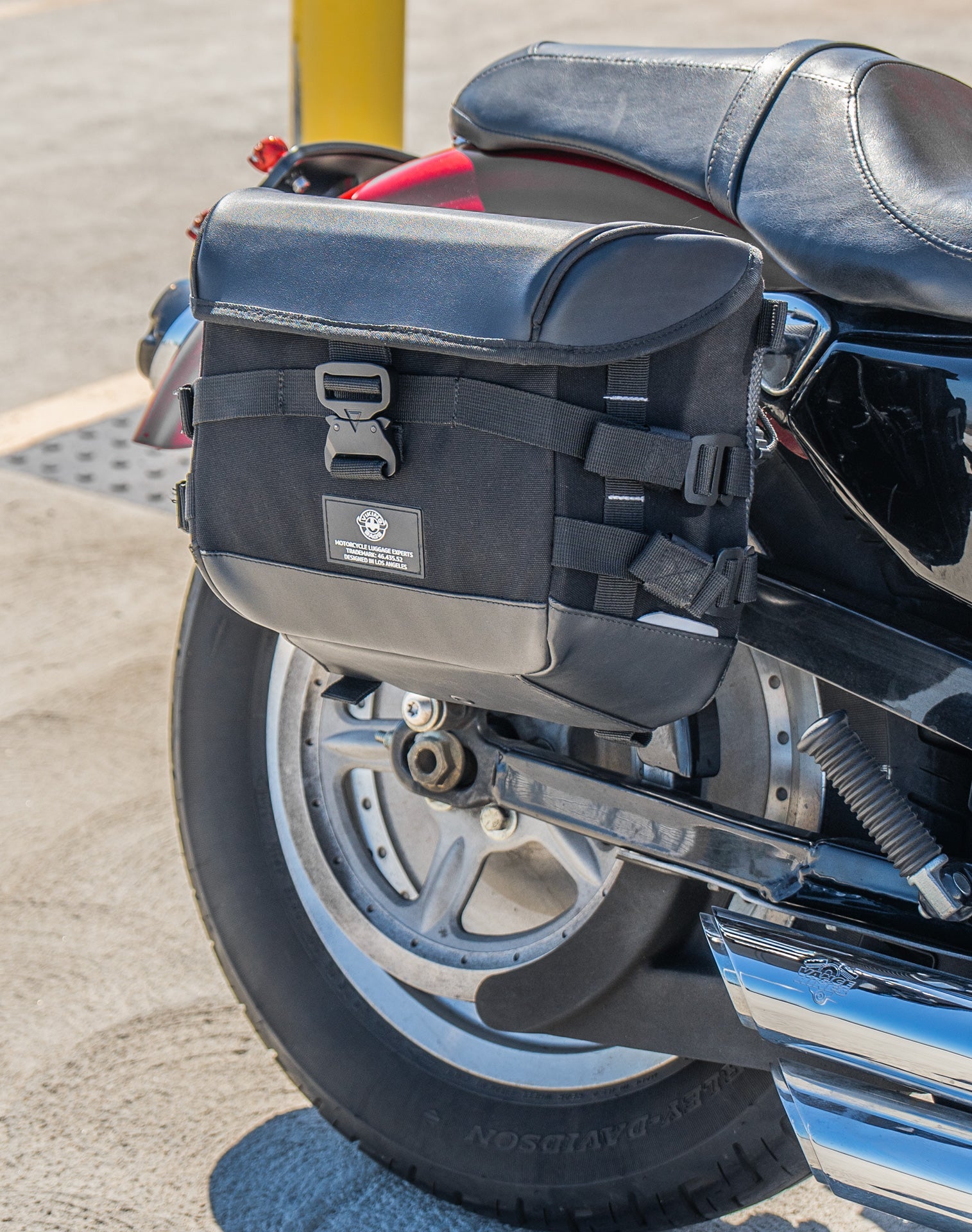 10L - Incognito Quick Mount Small Solo Motocicleta Alforja (Right Only) para Harley Sportster 883 Custom XL883C/XLH883C