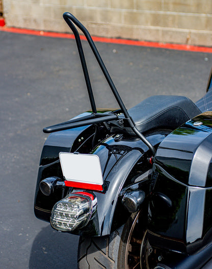 Iron Born Blade 25" Sissy bar with Foldable Luggage Rack para Harley Softail Low Rider S FXLRS Matte Black