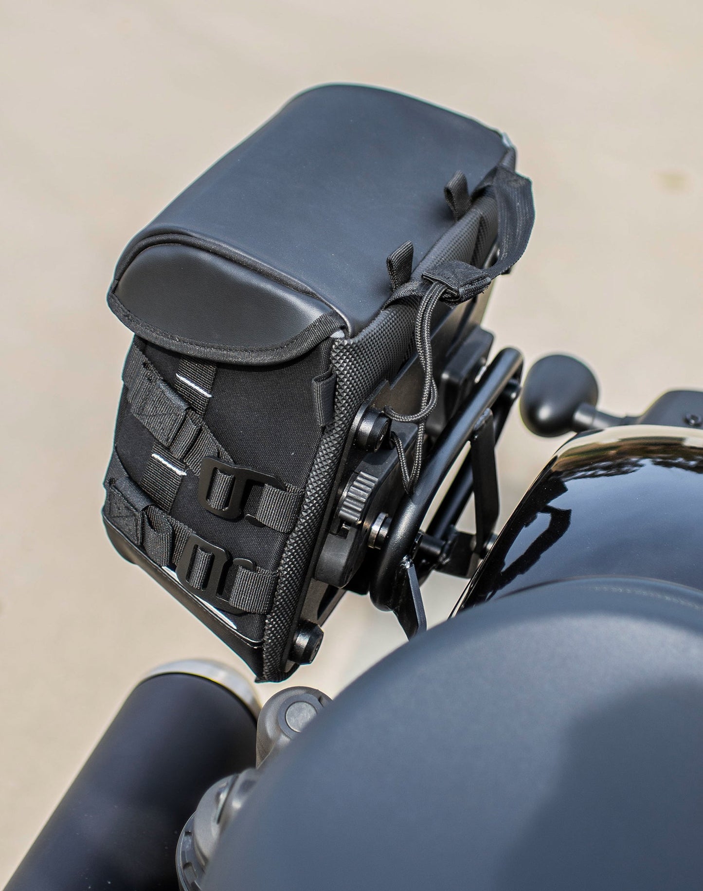 10L - Incognito Quick Mount Small Honda Rebel 1100 Solo Motocicleta Alforja (Right Only)