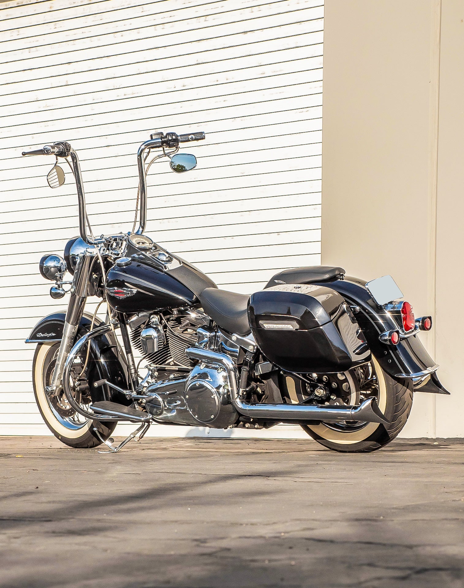40L - Lamellar Raven Extra Large Painted Motocicleta Hard Alforjas para Harley Softail Deluxe FLSTN/I
