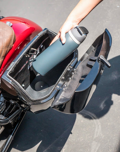 40L - Lamellar Raven XL Painted Motocicleta Hard Alforjas para Harley Softail Slim FLS