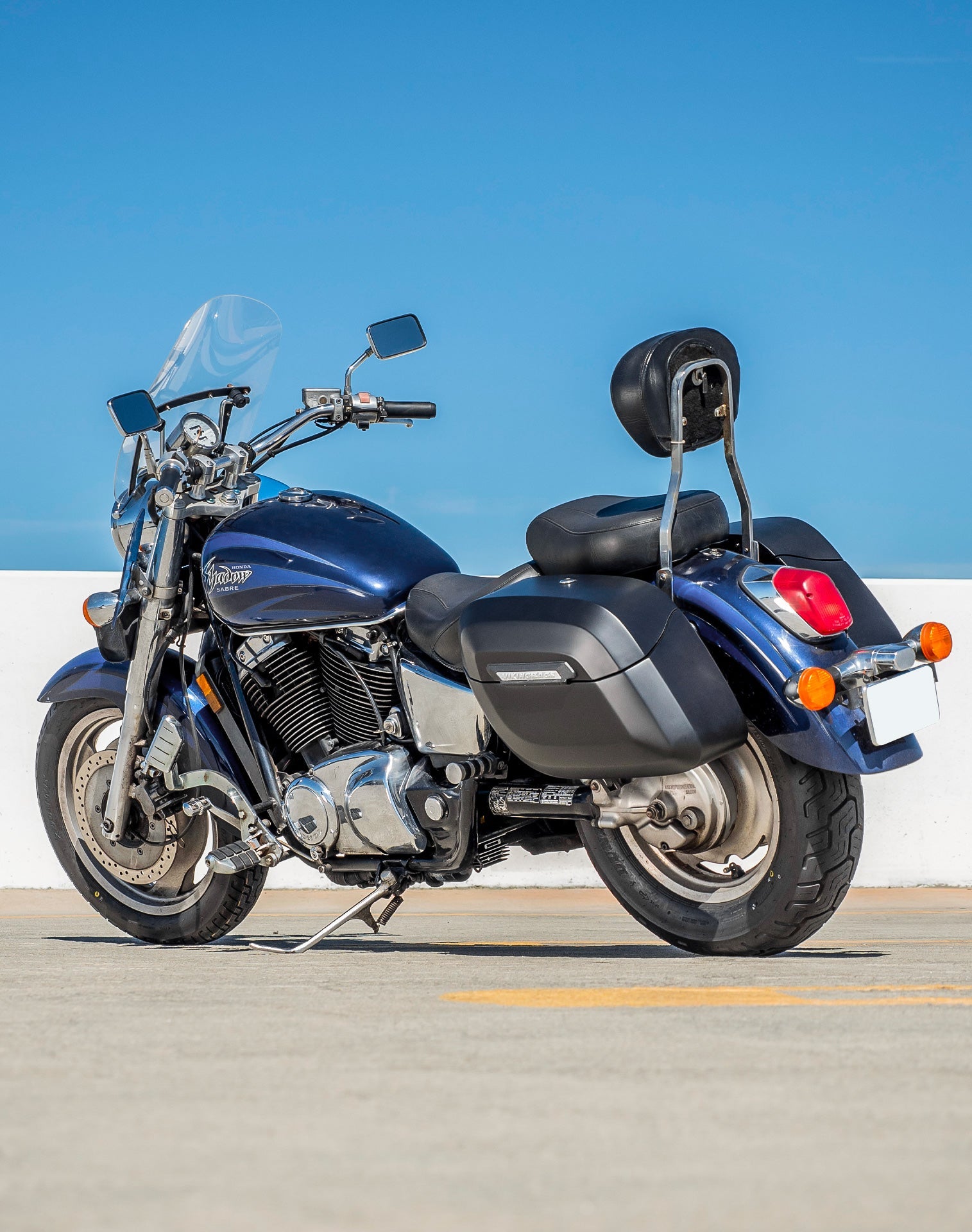 36L - Lamellar Raven Extra Large Honda Shadow 1100 Sabre Shock Cutout Matte Motocicleta Hard Alforjas