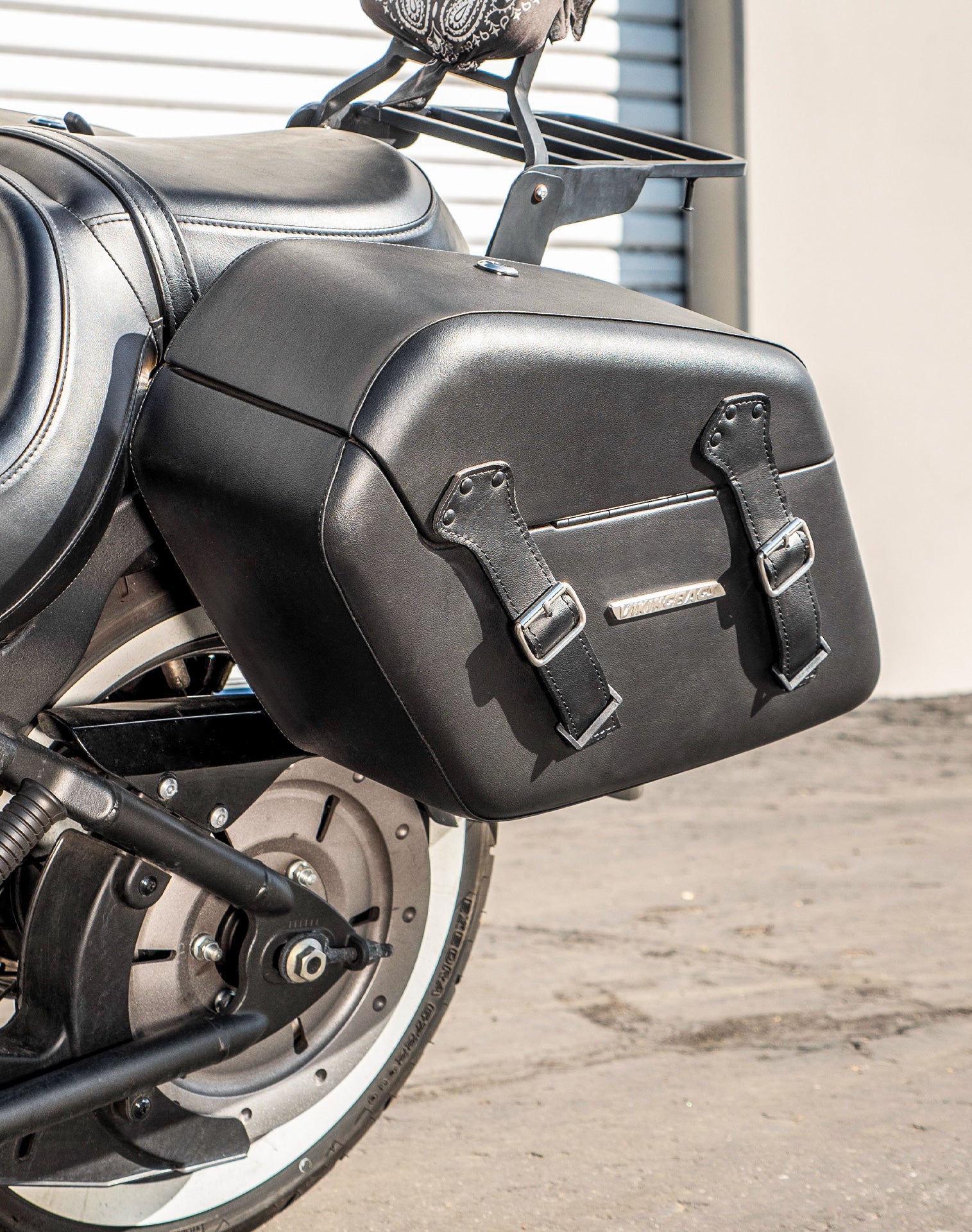 42L - Baldur Extra Large Kawasaki Vulcan 900 Classic VN900 Leather Wrapped Motocicleta Hard Alforjas
