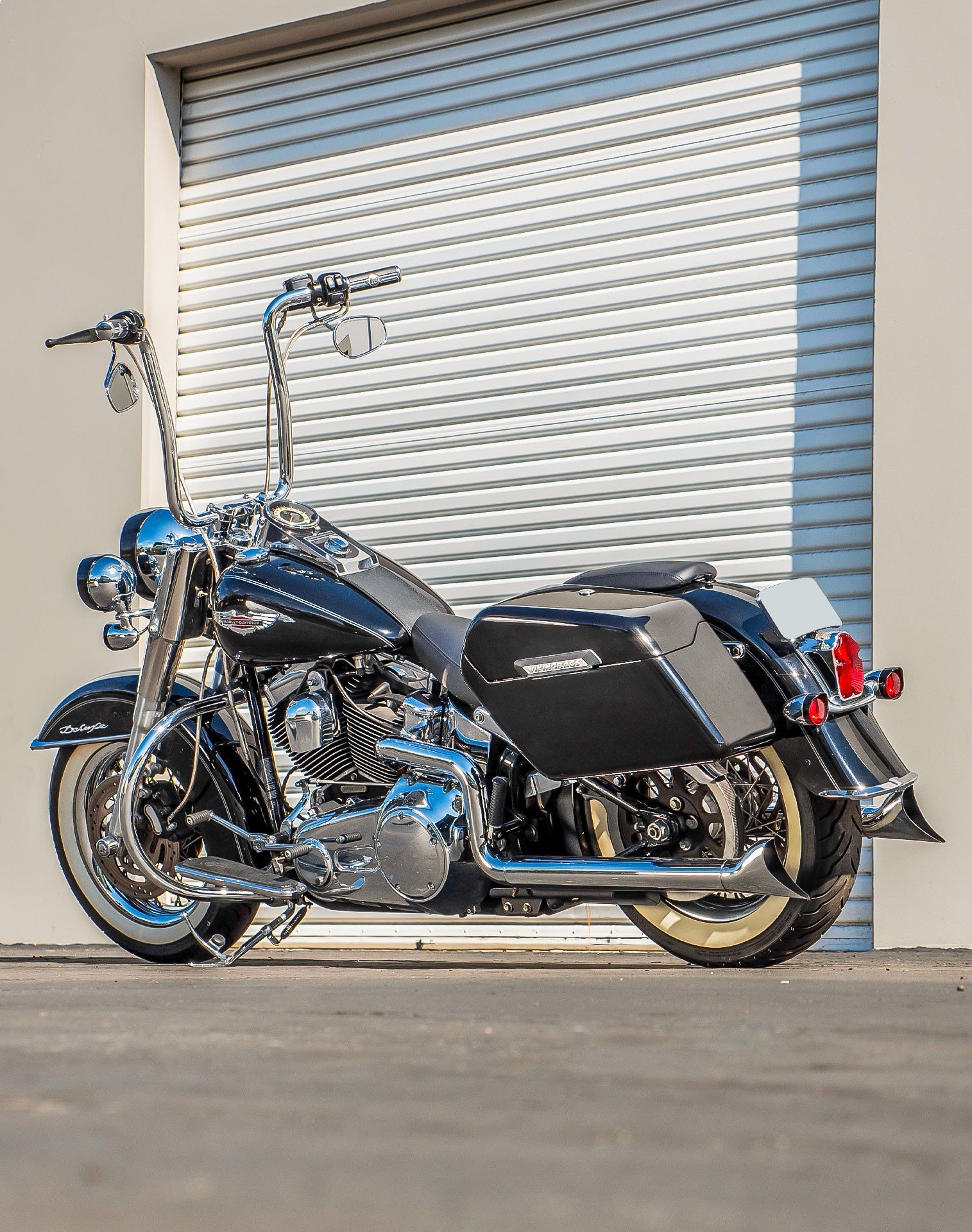 42L - Baldur Extra Large Painted Motocicleta Hard Alforjas para Harley Softail Deluxe FLSTN/I