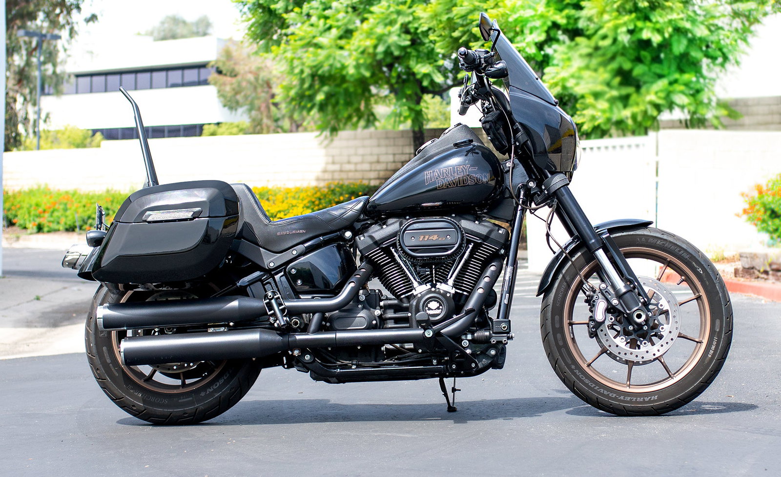 40L - Lamellar Raven Extra Large Painted Motocicleta Hard Alforjas para Harley Softail Low Rider S FXLRS