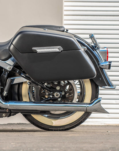 42L - Baldur Extra Large Matte Motocicleta Hard Alforjas para Harley Softail Deluxe FLSTN/I