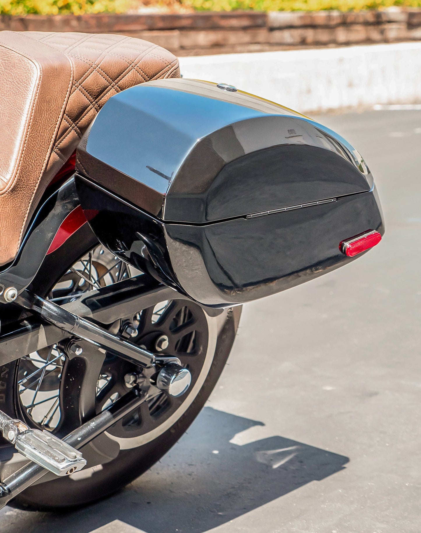28L - Phantom Large Painted Motocicleta Hard Alforjas para Harley Softail Slim FLS