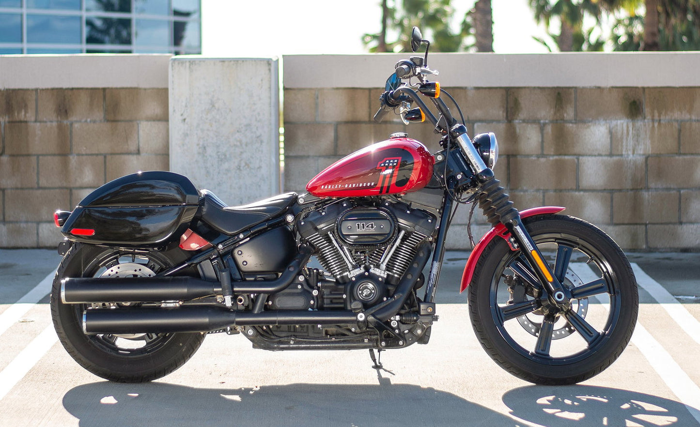 28L - Phantom Large Painted Motocicleta Hard Alforjas para Harley Softail Street Bob FXBB/S