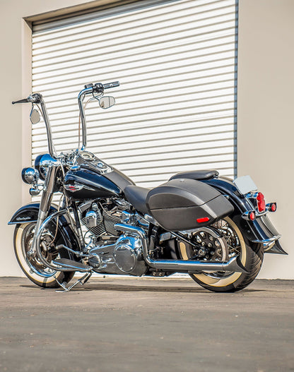 28L - Phantom Large Leather Wrapped Motocicleta Hard Alforjas para Harley Softail Deluxe FLSTN/I