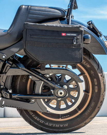 18L - Patriot Medium Motocicleta Throw Over Alforjas para Harley Softail Low Rider S FXLRS