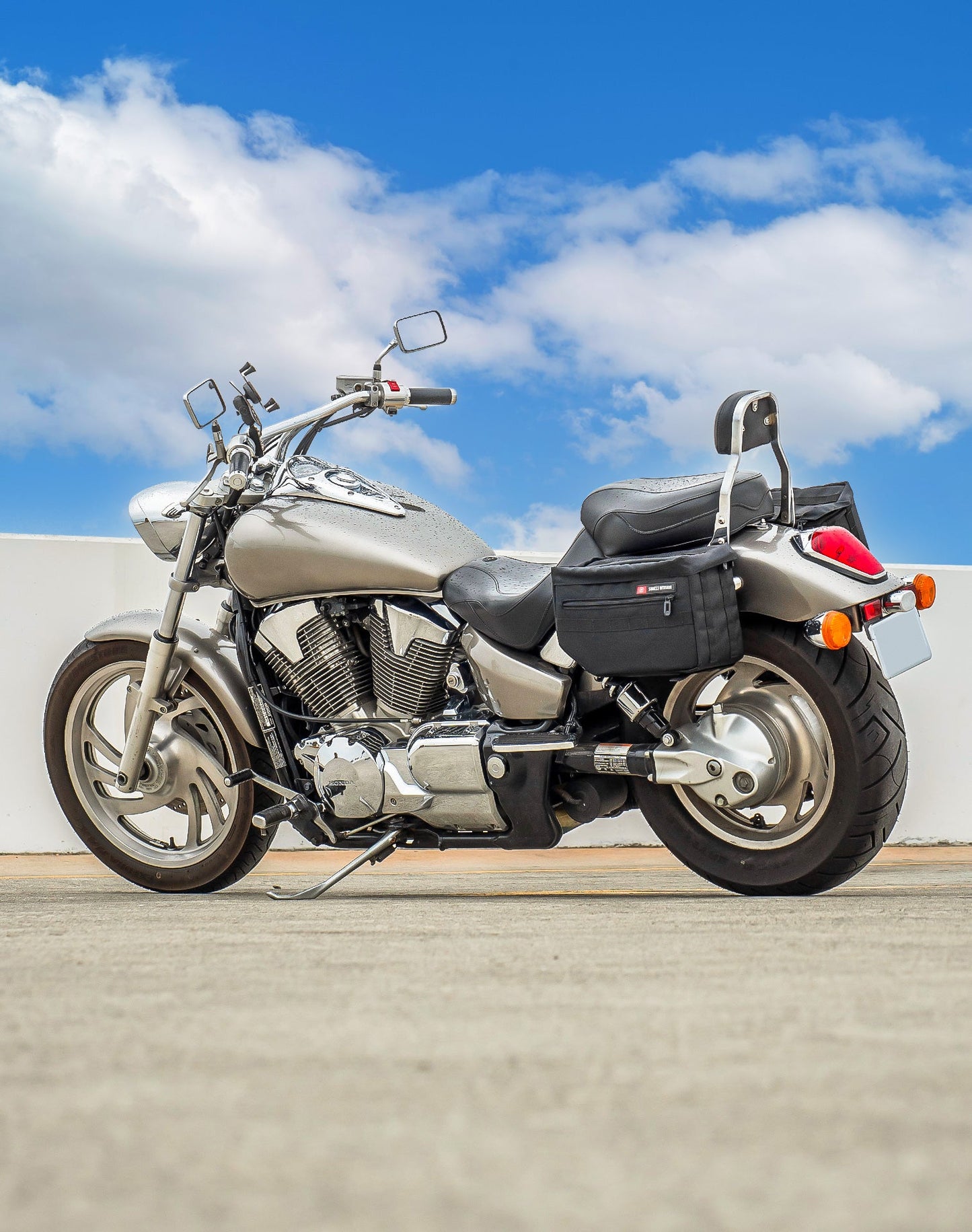 18L - Patriot Medium Honda VTX 1800 C Motocicleta Throw Over Alforjas