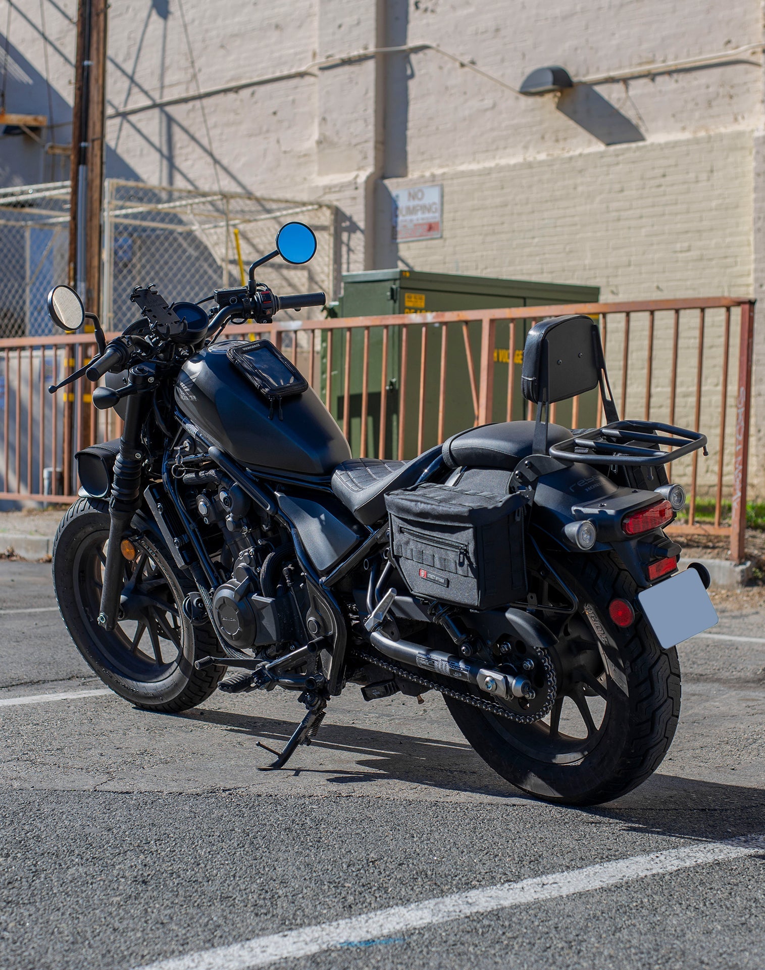 18L - Patriot Medium Honda Rebel 300 Throw Over Alforjas