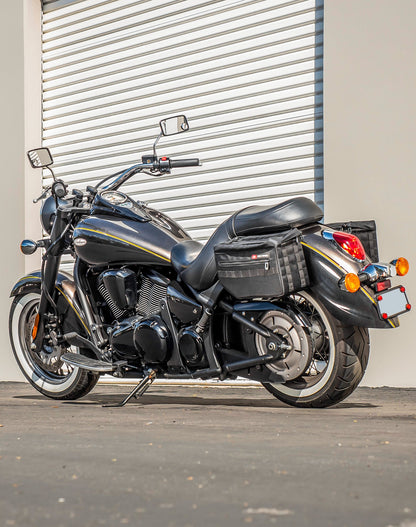 18L - Patriot Medium Kawasaki Vulcan 900 Classic VN900 Motocicleta Throw Over Alforjas
