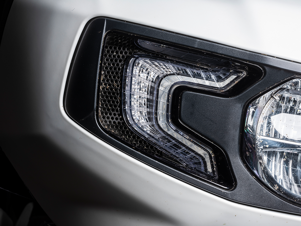 Fairing Vent Screen - Challenger