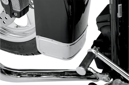 Moldura de salpicadera delantera